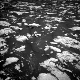 Nasa's Mars rover Curiosity acquired this image using its Left Navigation Camera on Sol 3000, at drive 2388, site number 84