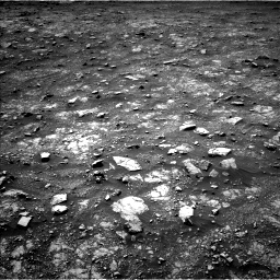 Nasa's Mars rover Curiosity acquired this image using its Left Navigation Camera on Sol 3005, at drive 0, site number 85