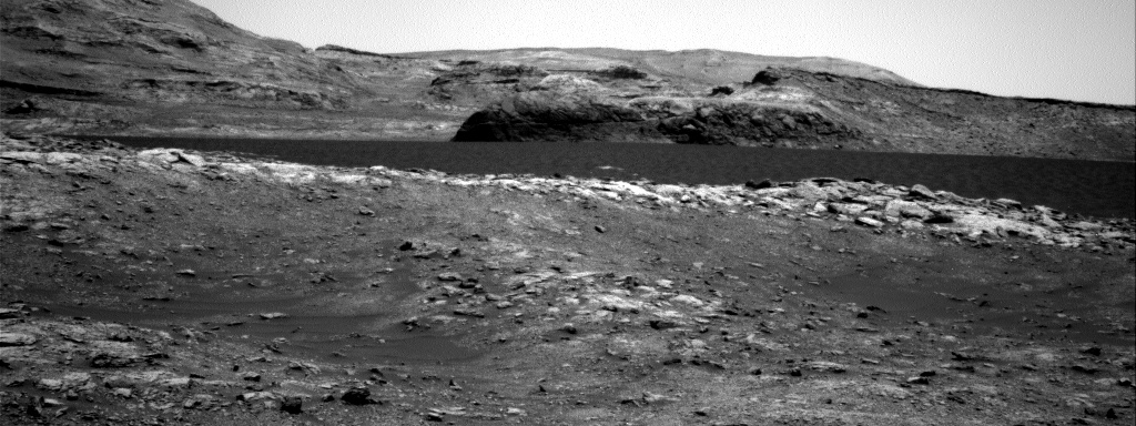 Nasa's Mars rover Curiosity acquired this image using its Right Navigation Camera on Sol 3007, at drive 538, site number 85