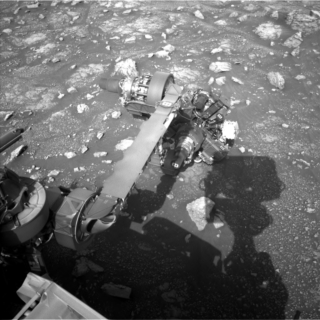 Nasa's Mars rover Curiosity acquired this image using its Left Navigation Camera on Sol 3010, at drive 1072, site number 85
