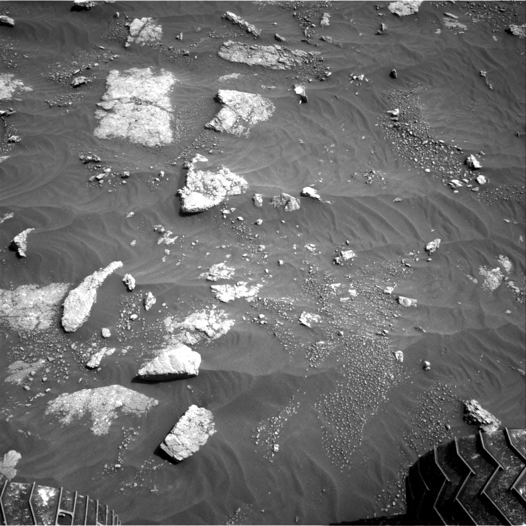 Nasa's Mars rover Curiosity acquired this image using its Right Navigation Camera on Sol 3011, at drive 1486, site number 85