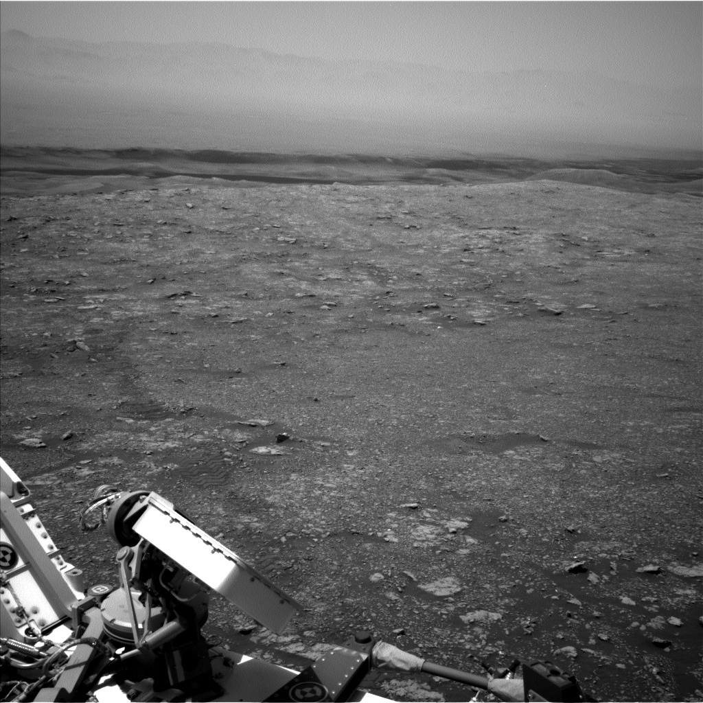 Nasa's Mars rover Curiosity acquired this image using its Left Navigation Camera on Sol 3013, at drive 1808, site number 85