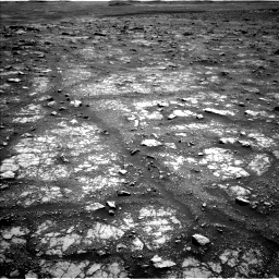 Nasa's Mars rover Curiosity acquired this image using its Left Navigation Camera on Sol 3018, at drive 2276, site number 85