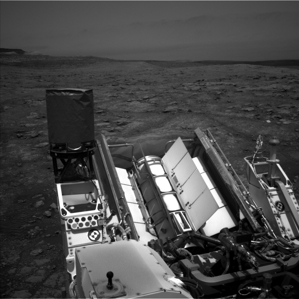 Nasa's Mars rover Curiosity acquired this image using its Left Navigation Camera on Sol 3018, at drive 2348, site number 85