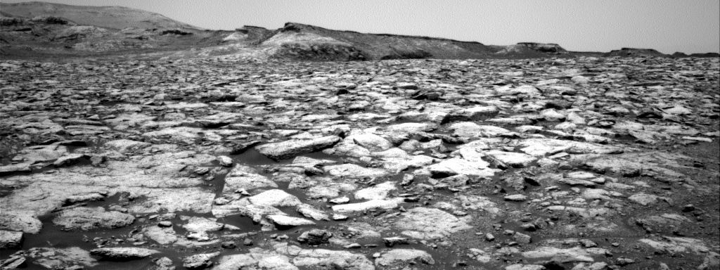 Nasa's Mars rover Curiosity acquired this image using its Right Navigation Camera on Sol 3021, at drive 0, site number 86