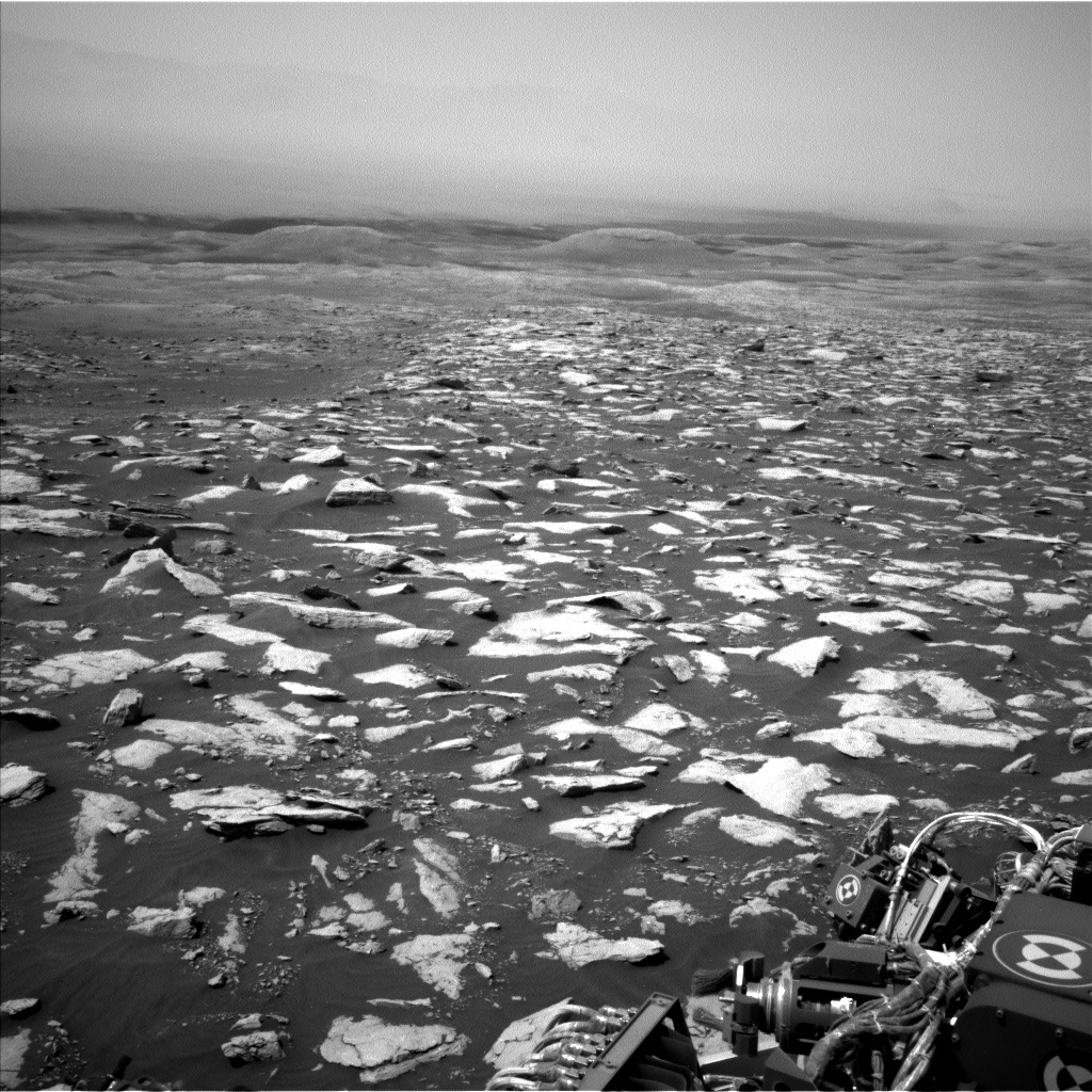 Nasa's Mars rover Curiosity acquired this image using its Left Navigation Camera on Sol 3022, at drive 174, site number 86