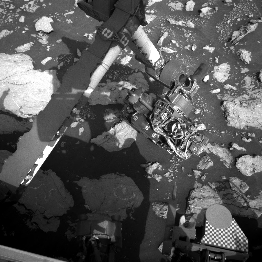 Nasa's Mars rover Curiosity acquired this image using its Left Navigation Camera on Sol 3024, at drive 174, site number 86