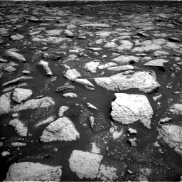 Nasa's Mars rover Curiosity acquired this image using its Left Navigation Camera on Sol 3027, at drive 834, site number 86