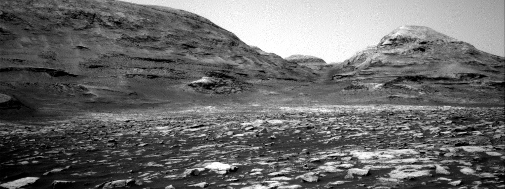 Nasa's Mars rover Curiosity acquired this image using its Right Navigation Camera on Sol 3034, at drive 1456, site number 86
