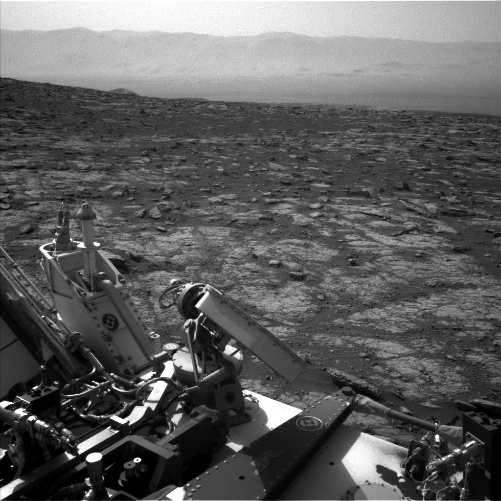 Nasa's Mars rover Curiosity acquired this image using its Left Navigation Camera on Sol 3038, at drive 2146, site number 86