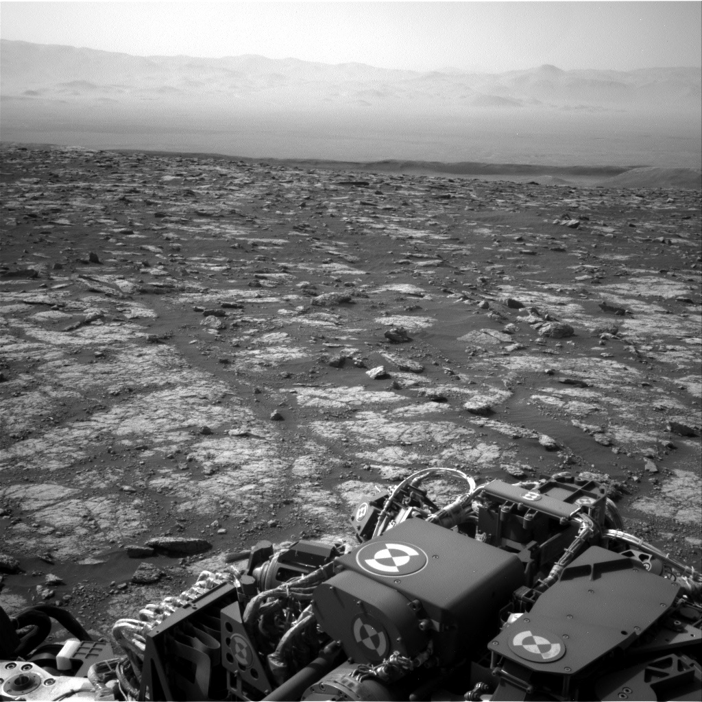 Nasa's Mars rover Curiosity acquired this image using its Right Navigation Camera on Sol 3038, at drive 2146, site number 86