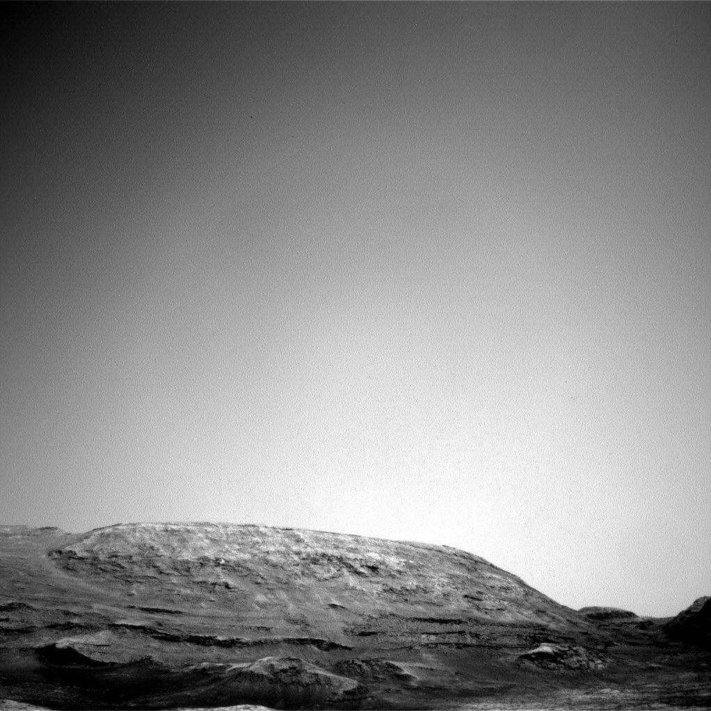 Nasa's Mars rover Curiosity acquired this image using its Right Navigation Camera on Sol 3039, at drive 2146, site number 86