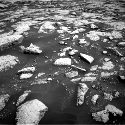 Nasa's Mars rover Curiosity acquired this image using its Right Navigation Camera on Sol 3040, at drive 2182, site number 86