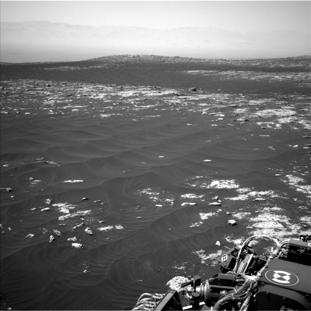 Nasa's Mars rover Curiosity acquired this image using its Left Navigation Camera on Sol 3045, at drive 2878, site number 86