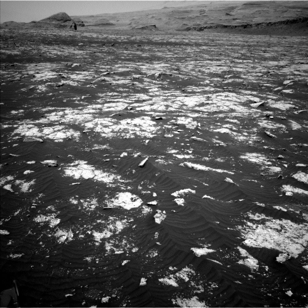 Nasa's Mars rover Curiosity acquired this image using its Left Navigation Camera on Sol 3045, at drive 2878, site number 86