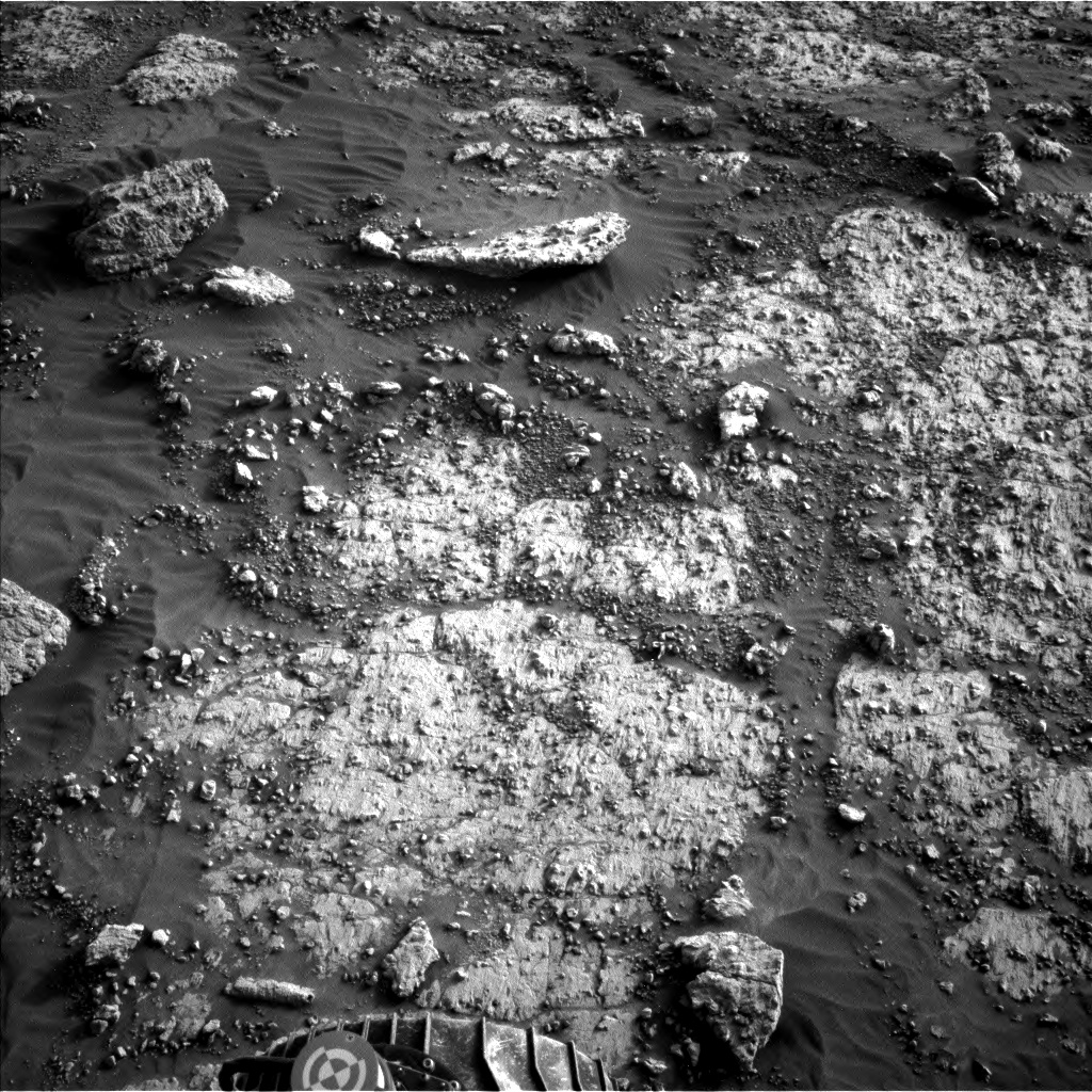Nasa's Mars rover Curiosity acquired this image using its Left Navigation Camera on Sol 3047, at drive 420, site number 87