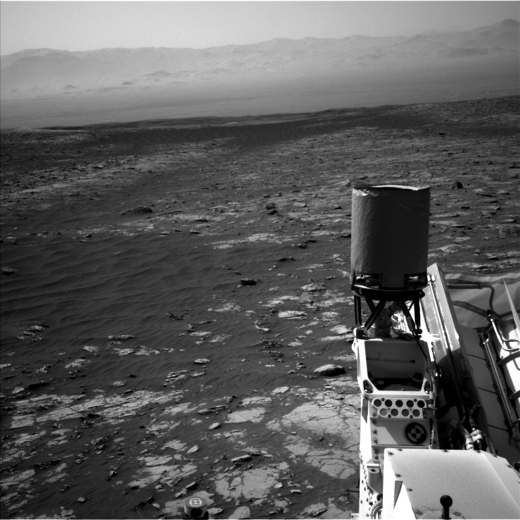 Nasa's Mars rover Curiosity acquired this image using its Left Navigation Camera on Sol 3052, at drive 792, site number 87