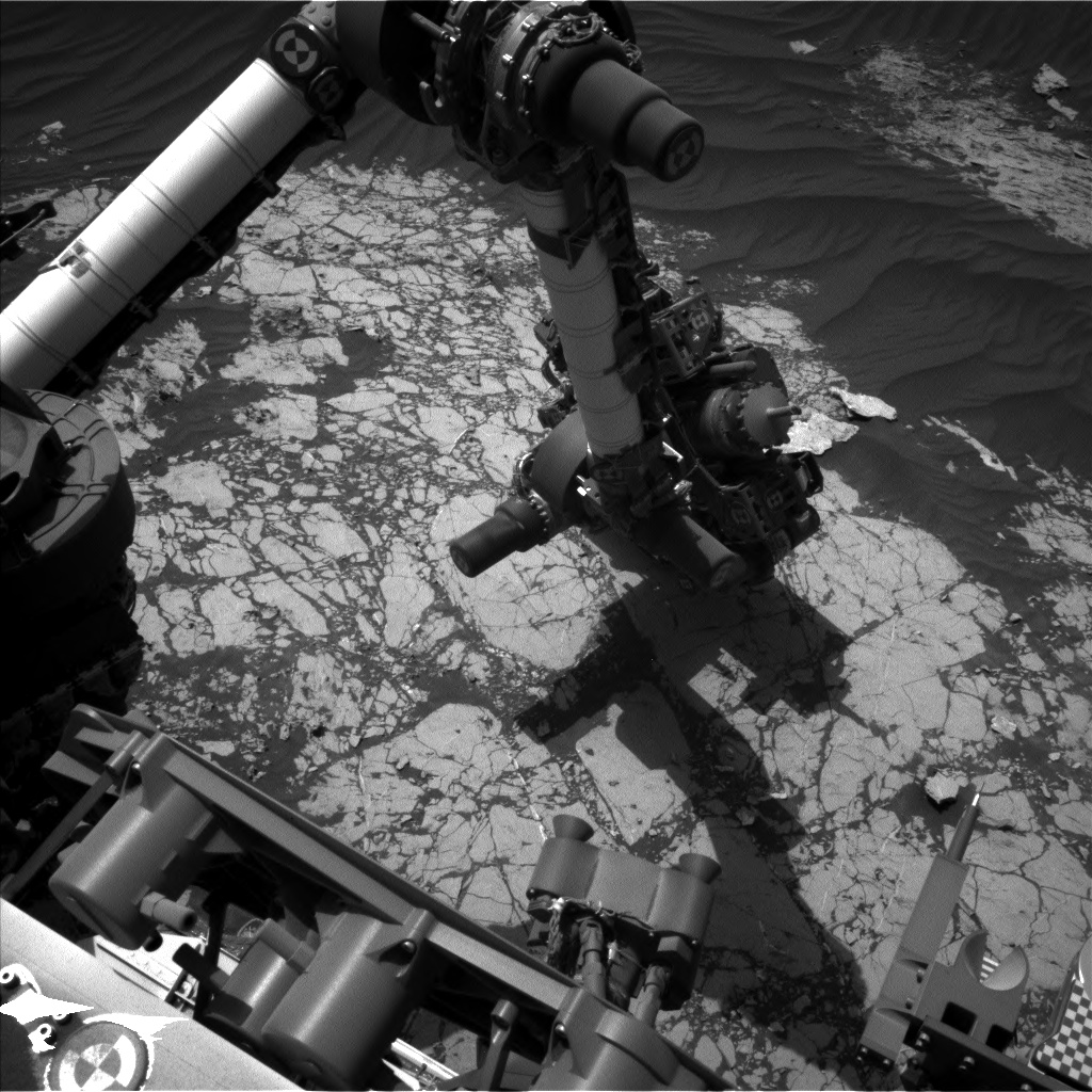 Nasa's Mars rover Curiosity acquired this image using its Left Navigation Camera on Sol 3054, at drive 792, site number 87
