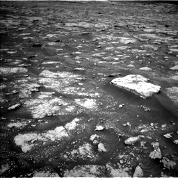 Nasa's Mars rover Curiosity acquired this image using its Left Navigation Camera on Sol 3076, at drive 1174, site number 87