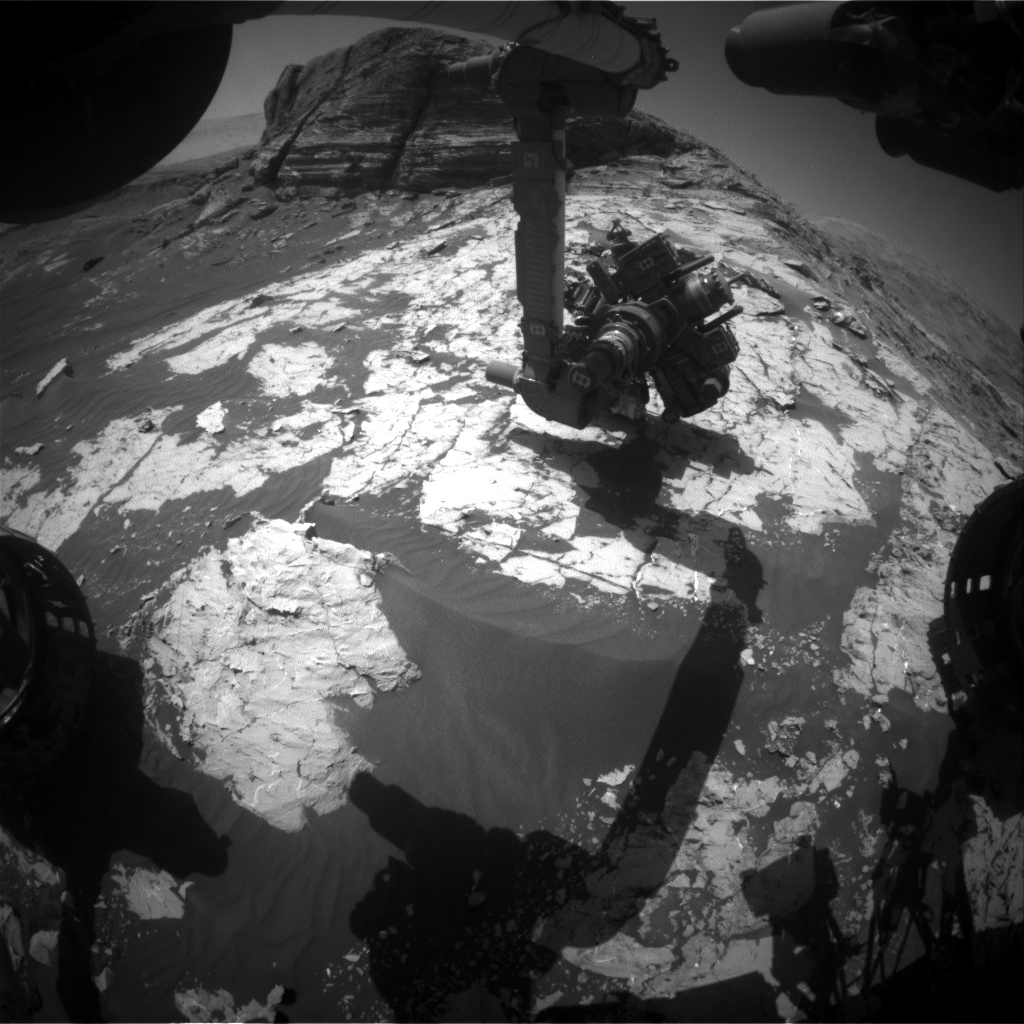 Nasa's Mars rover Curiosity acquired this image using its Front Hazard Avoidance Camera (Front Hazcam) on Sol 3081, at drive 1712, site number 87