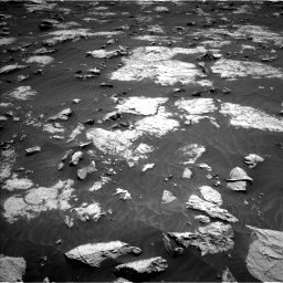 Nasa's Mars rover Curiosity acquired this image using its Left Navigation Camera on Sol 3083, at drive 1964, site number 87