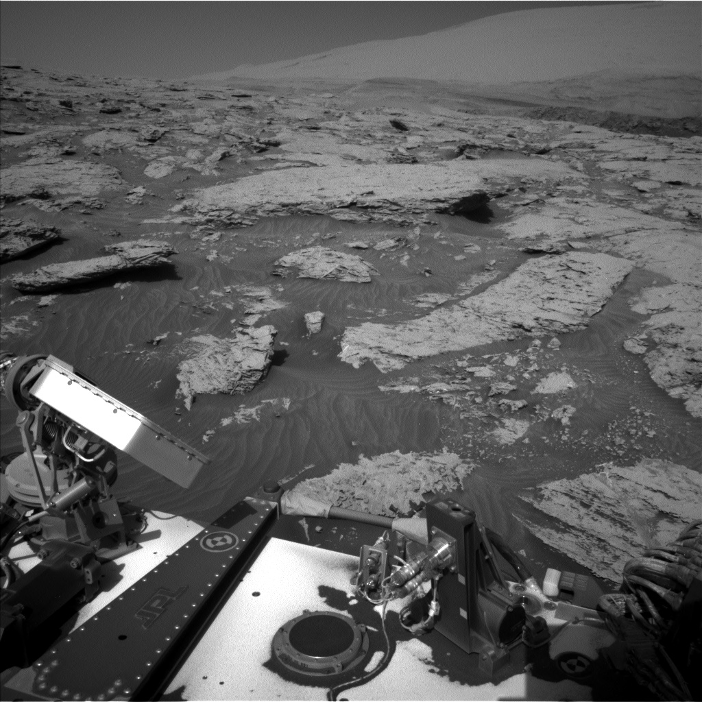Nasa's Mars rover Curiosity acquired this image using its Left Navigation Camera on Sol 3083, at drive 2214, site number 87