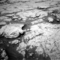 Nasa's Mars rover Curiosity acquired this image using its Left Navigation Camera on Sol 3086, at drive 2250, site number 87
