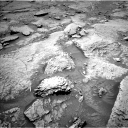 Nasa's Mars rover Curiosity acquired this image using its Left Navigation Camera on Sol 3086, at drive 2442, site number 87