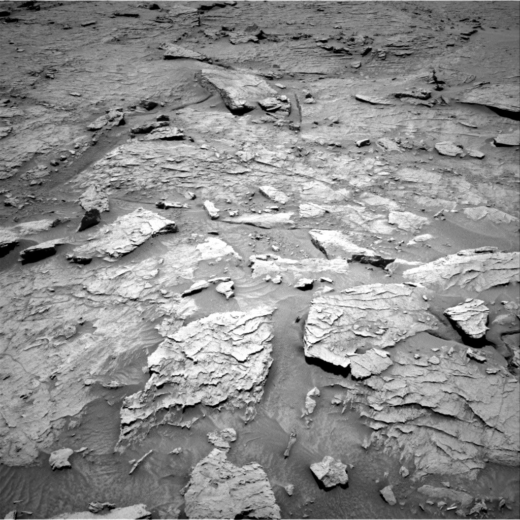 Nasa's Mars rover Curiosity acquired this image using its Right Navigation Camera on Sol 3086, at drive 2502, site number 87