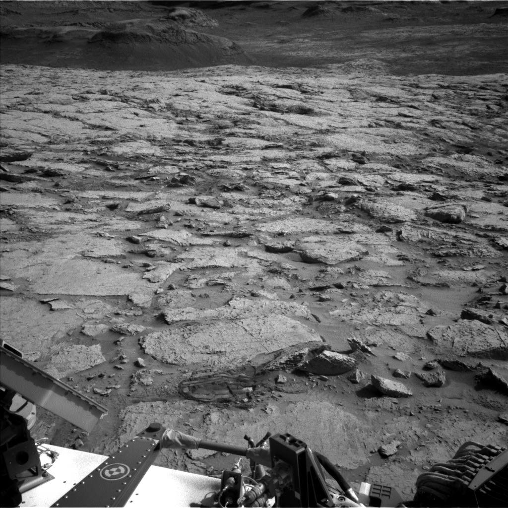 Nasa's Mars rover Curiosity acquired this image using its Left Navigation Camera on Sol 3088, at drive 2578, site number 87