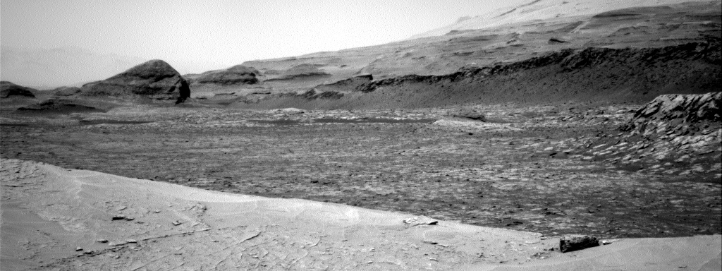 Nasa's Mars rover Curiosity acquired this image using its Right Navigation Camera on Sol 3096, at drive 2578, site number 87