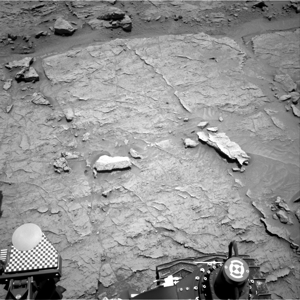 Nasa's Mars rover Curiosity acquired this image using its Right Navigation Camera on Sol 3107, at drive 2578, site number 87