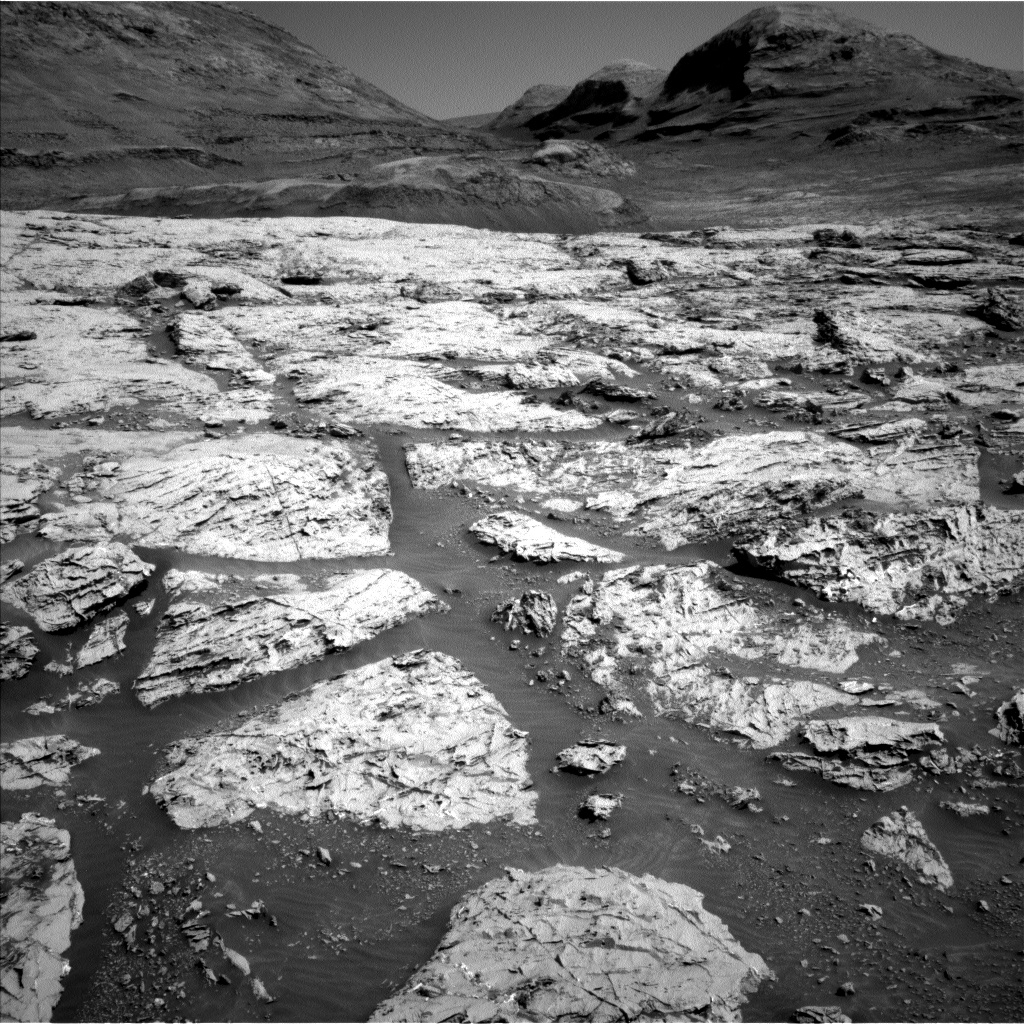 Nasa's Mars rover Curiosity acquired this image using its Left Navigation Camera on Sol 3109, at drive 2896, site number 87