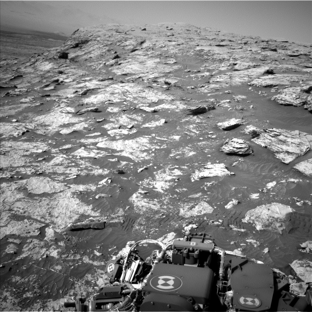 Nasa's Mars rover Curiosity acquired this image using its Left Navigation Camera on Sol 3109, at drive 2896, site number 87