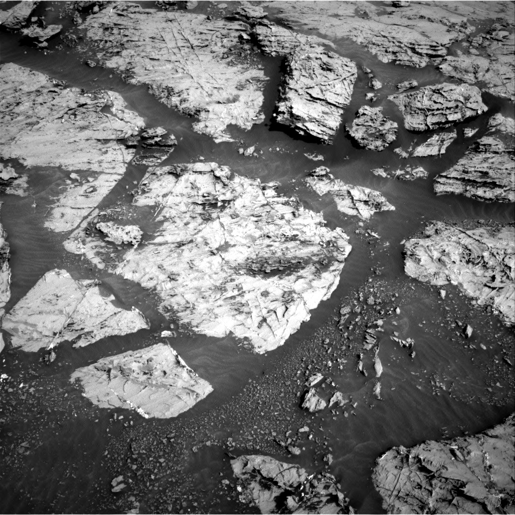 Nasa's Mars rover Curiosity acquired this image using its Right Navigation Camera on Sol 3113, at drive 2956, site number 87
