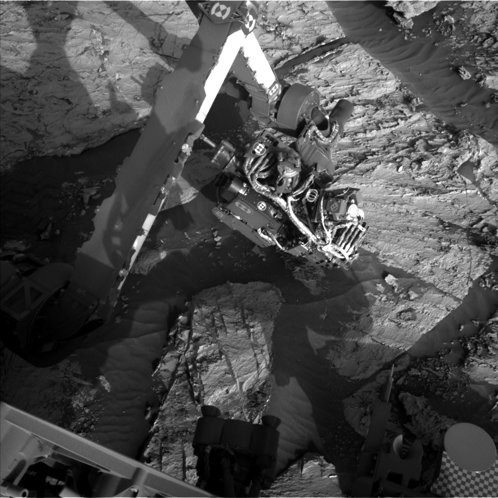 Nasa's Mars rover Curiosity acquired this image using its Left Navigation Camera on Sol 3115, at drive 0, site number 88