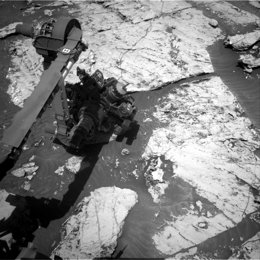 Nasa's Mars rover Curiosity acquired this image using its Right Navigation Camera on Sol 3117, at drive 0, site number 88