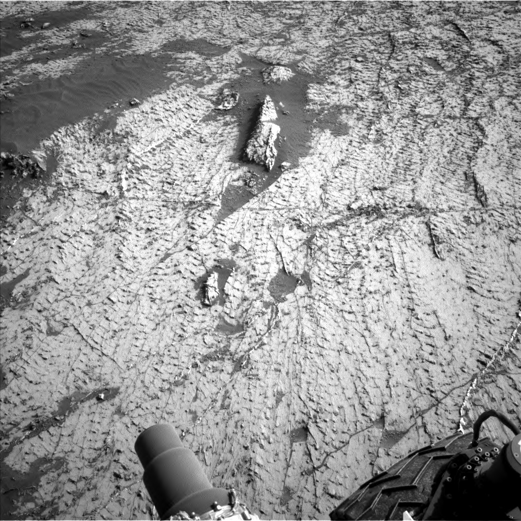 Nasa's Mars rover Curiosity acquired this image using its Left Navigation Camera on Sol 3138, at drive 1230, site number 88