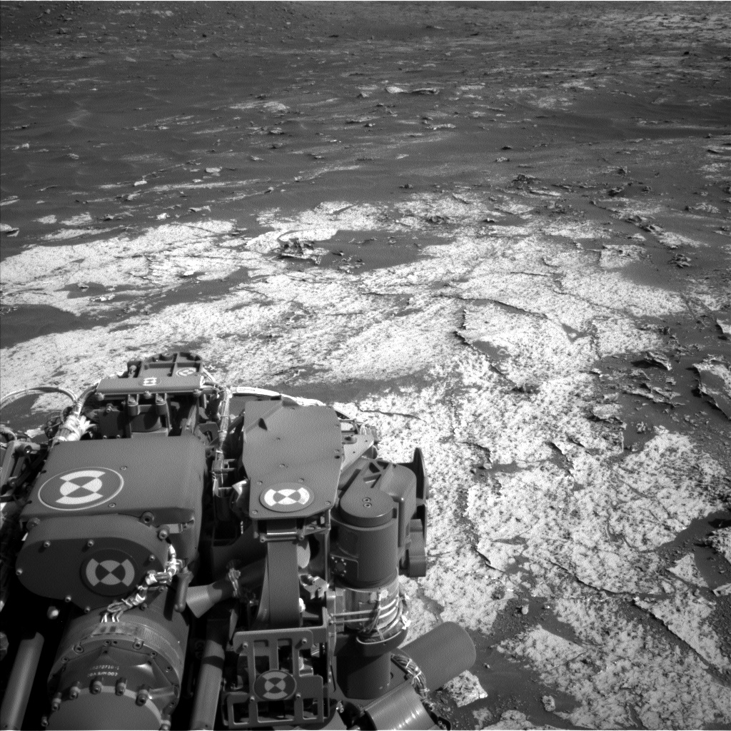 Nasa's Mars rover Curiosity acquired this image using its Left Navigation Camera on Sol 3140, at drive 1734, site number 88