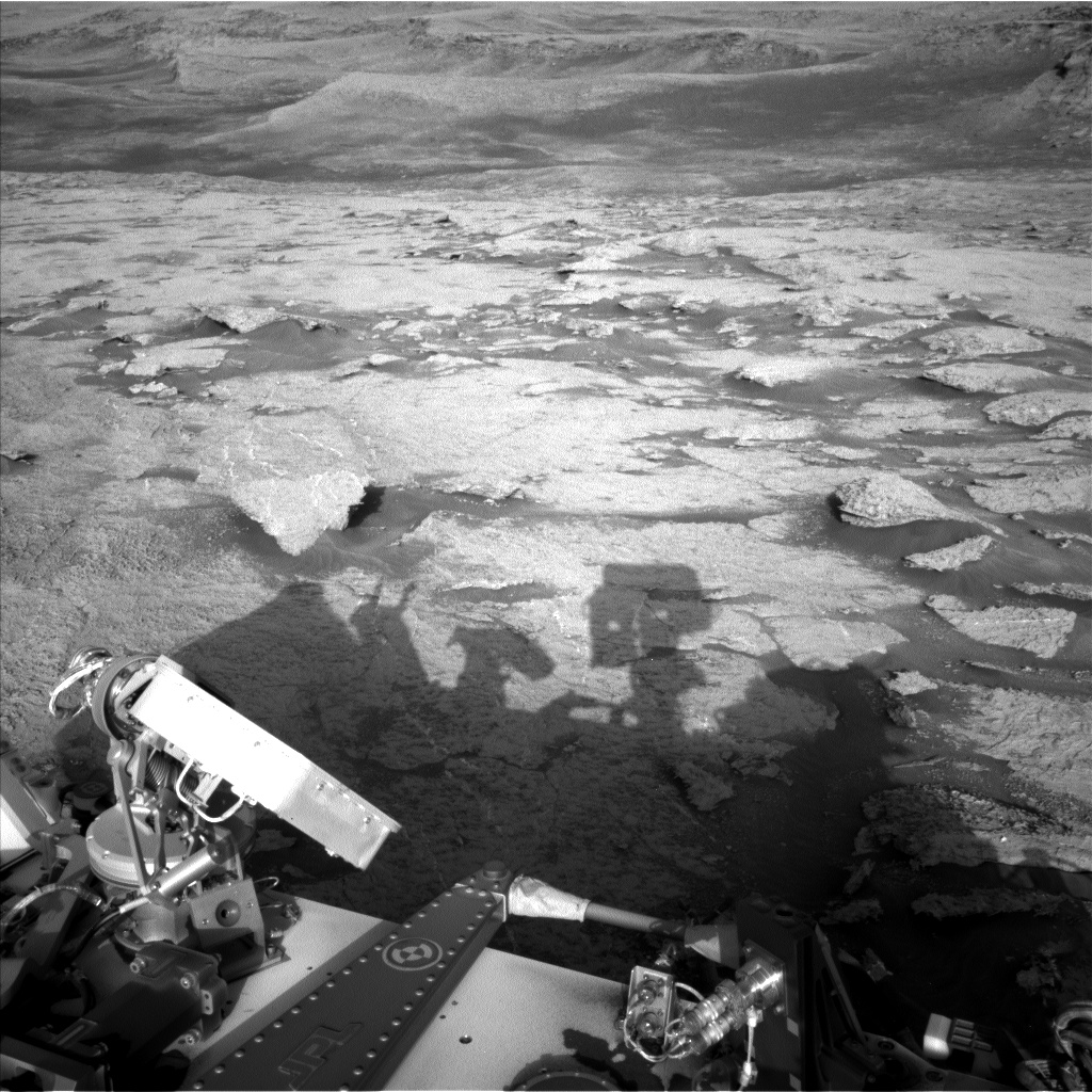 Nasa's Mars rover Curiosity acquired this image using its Left Navigation Camera on Sol 3157, at drive 1082, site number 89