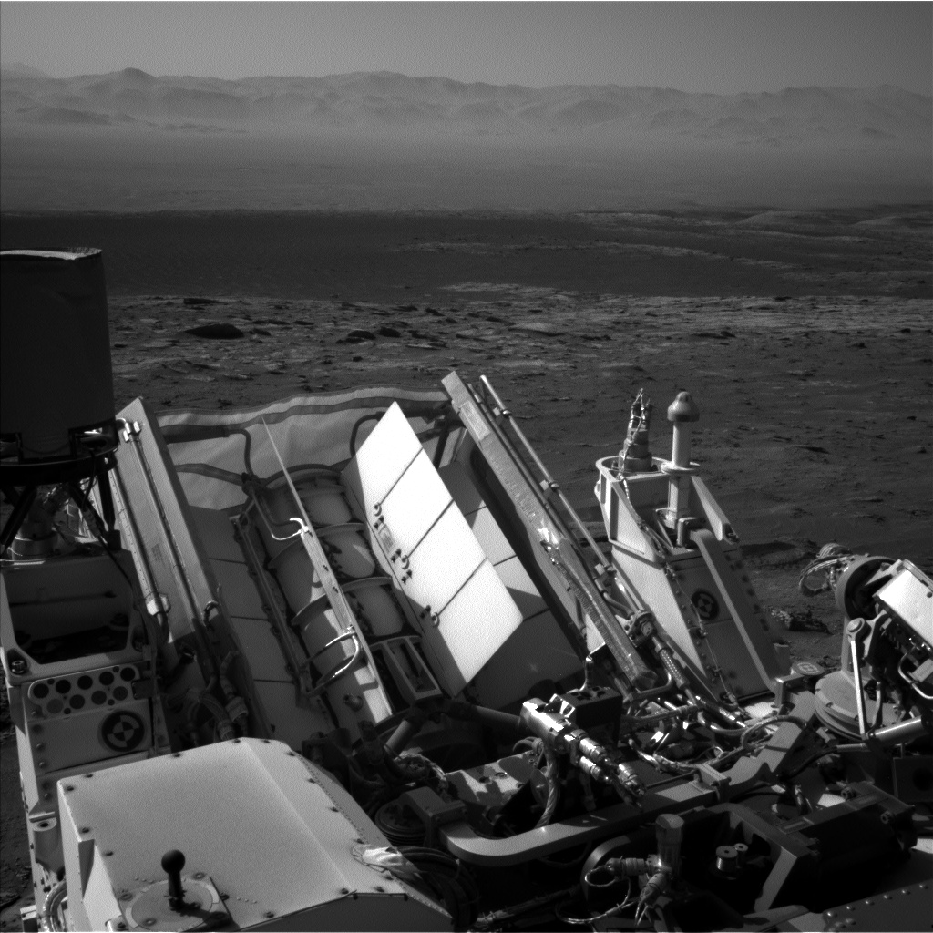 Nasa's Mars rover Curiosity acquired this image using its Left Navigation Camera on Sol 3165, at drive 1992, site number 89