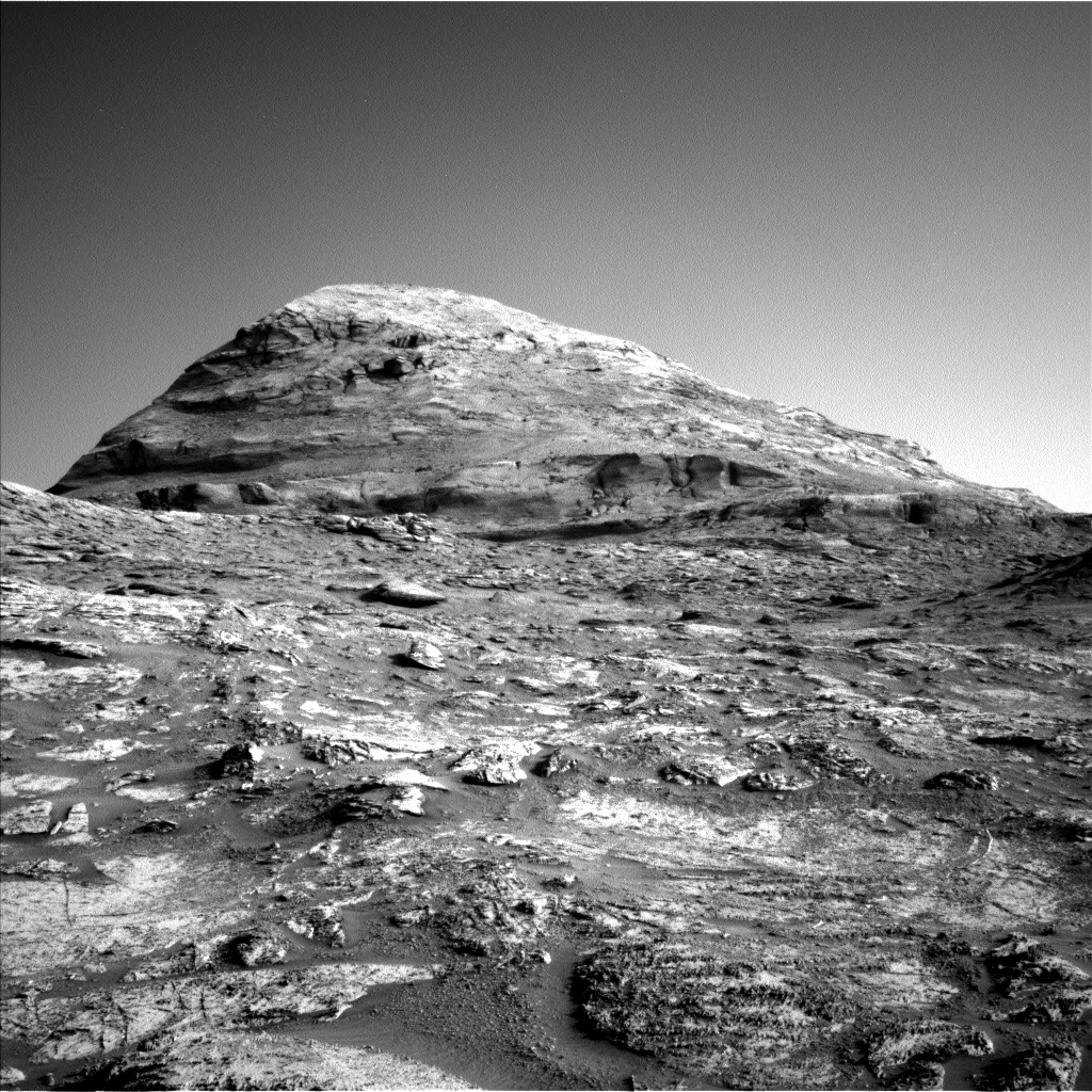 Nasa's Mars rover Curiosity acquired this image using its Left Navigation Camera on Sol 3183, at drive 2034, site number 89