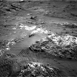 Nasa's Mars rover Curiosity acquired this image using its Left Navigation Camera on Sol 3185, at drive 2070, site number 89