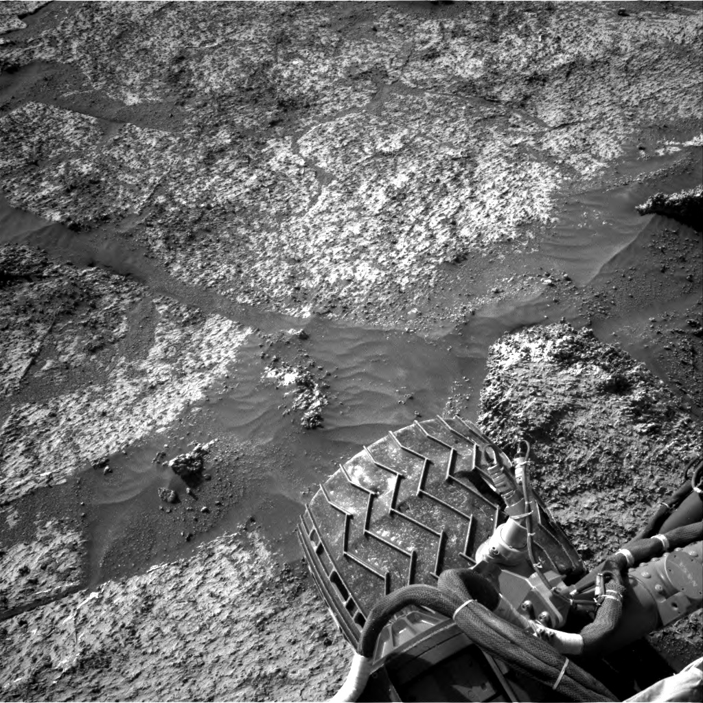 Nasa's Mars rover Curiosity acquired this image using its Right Navigation Camera on Sol 3185, at drive 2380, site number 89