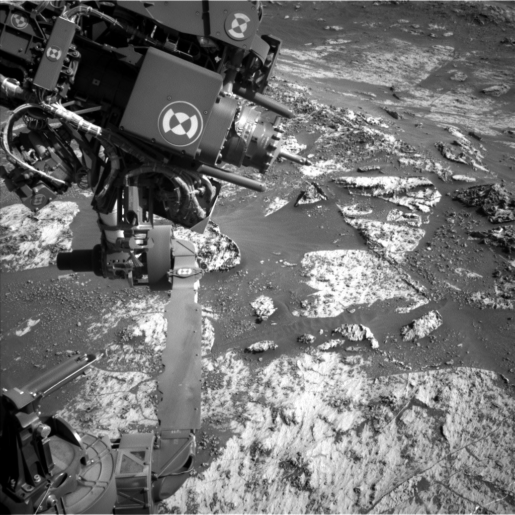 Nasa's Mars rover Curiosity acquired this image using its Left Navigation Camera on Sol 3187, at drive 2380, site number 89