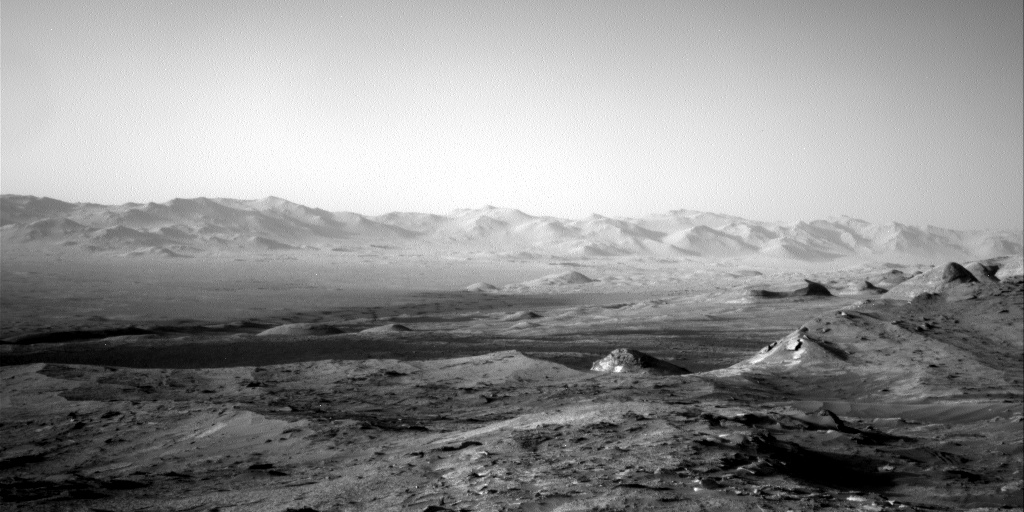 Nasa's Mars rover Curiosity acquired this image using its Right Navigation Camera on Sol 3200, at drive 892, site number 90