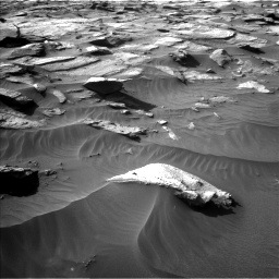 Nasa's Mars rover Curiosity acquired this image using its Left Navigation Camera on Sol 3212, at drive 2600, site number 90
