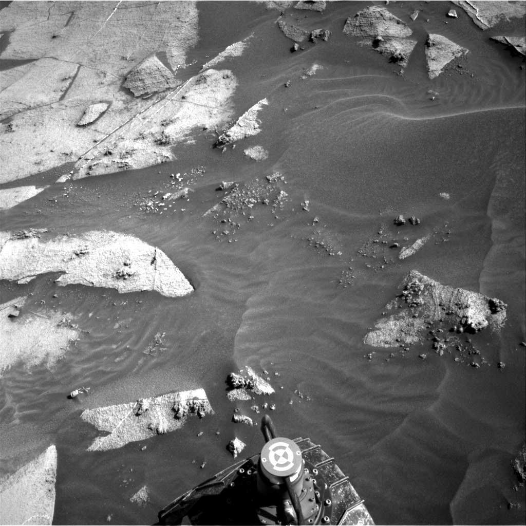 Nasa's Mars rover Curiosity acquired this image using its Right Navigation Camera on Sol 3216, at drive 2990, site number 90