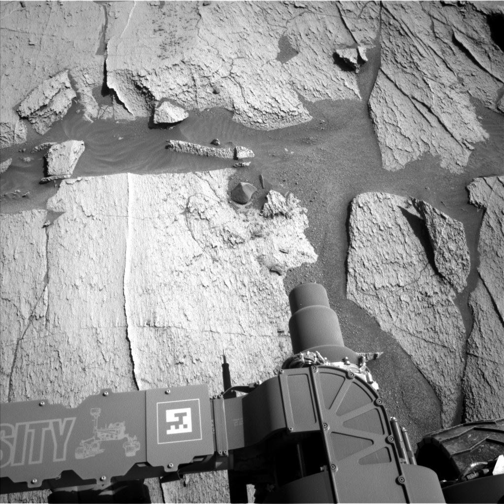 Nasa's Mars rover Curiosity acquired this image using its Left Navigation Camera on Sol 3274, at drive 660, site number 91