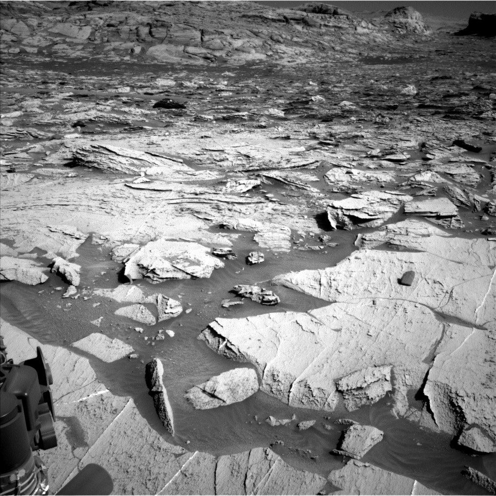 Nasa's Mars rover Curiosity acquired this image using its Left Navigation Camera on Sol 3274, at drive 660, site number 91